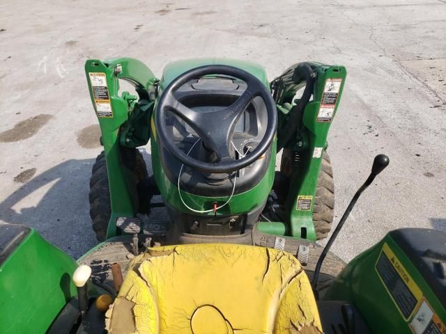 2006 John Deere 4720