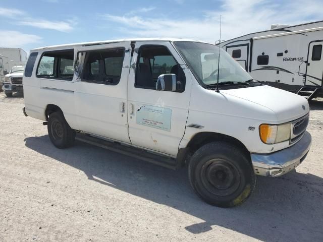 2002 Ford Econoline E350 Super Duty Wagon