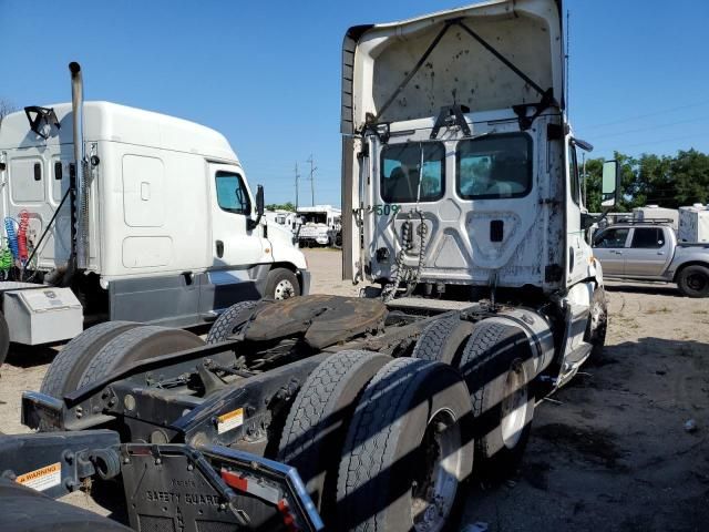 2016 Freightliner Cascadia 125