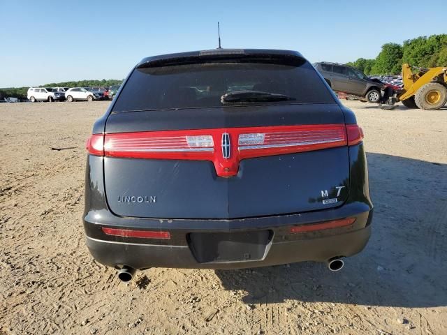 2014 Lincoln MKT