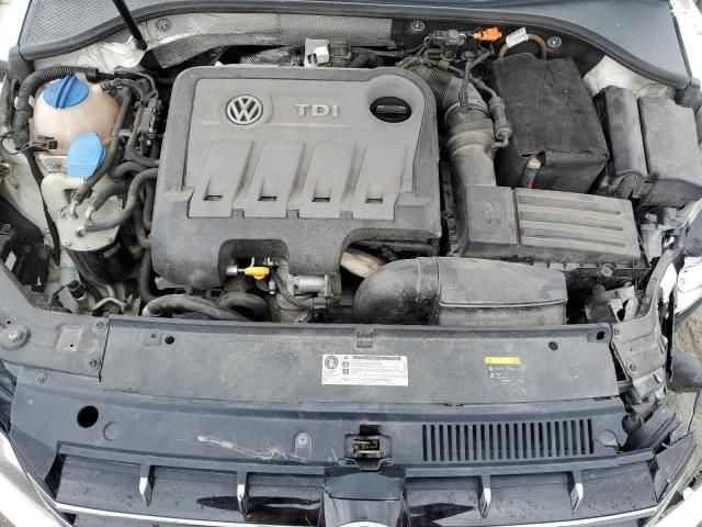 2014 Volkswagen Passat SEL