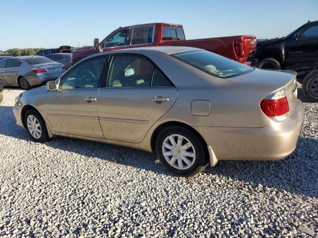 2005 Toyota Camry LE