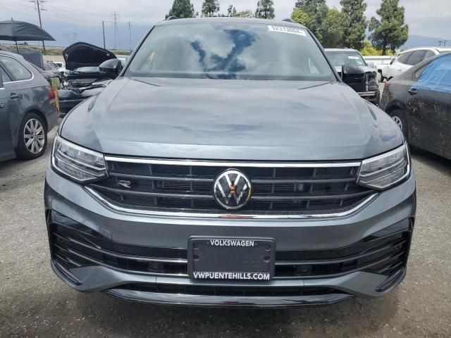 2022 Volkswagen Tiguan SE R-LINE Black