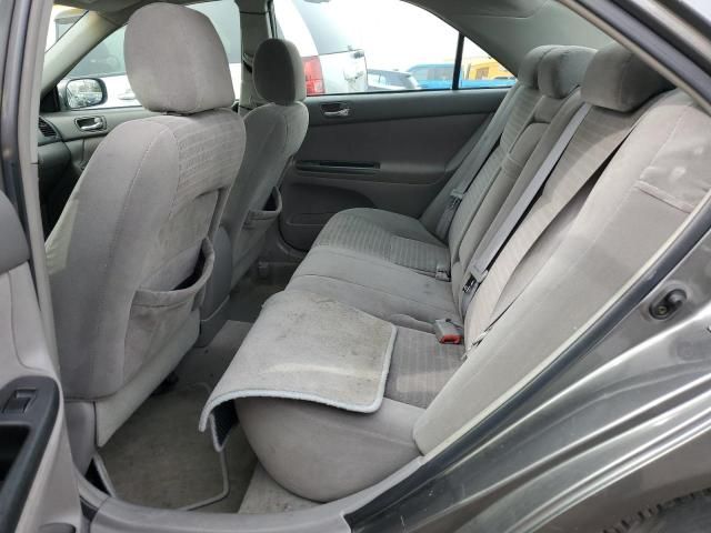 2005 Toyota Camry LE