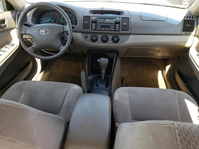 2004 Toyota Camry LE