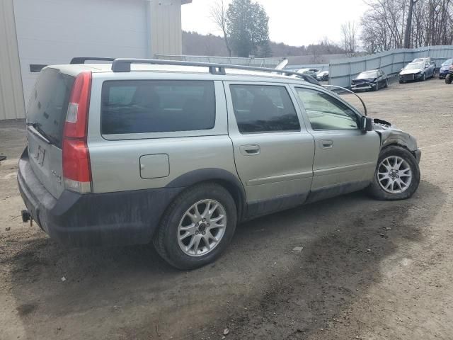 2004 Volvo XC70