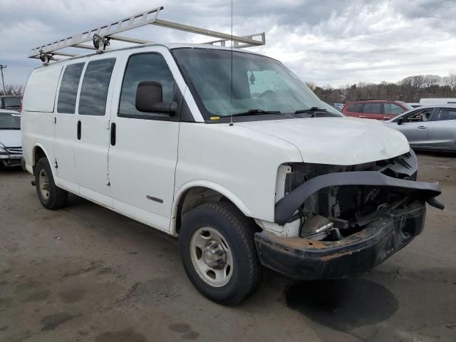 2004 Chevrolet Express G2500