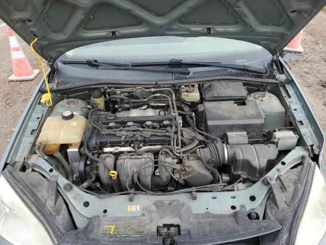 2005 Ford Focus ZX4