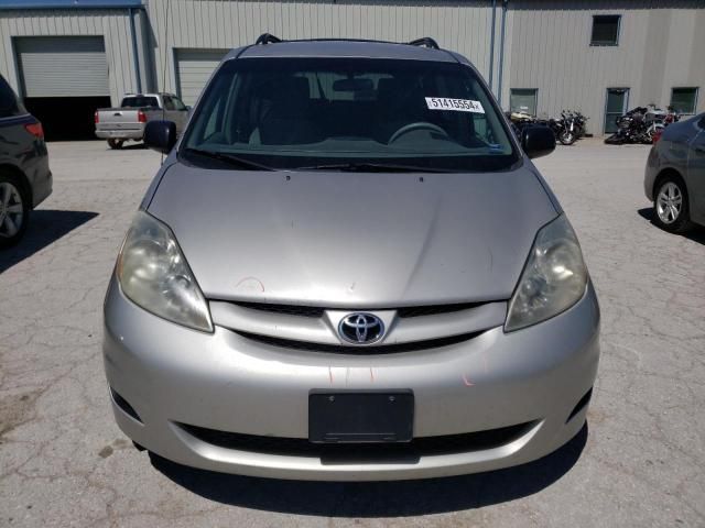 2007 Toyota Sienna CE