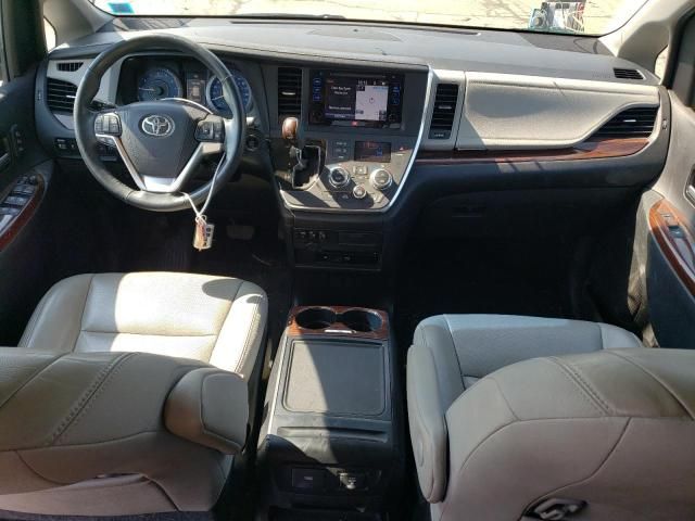 2015 Toyota Sienna XLE