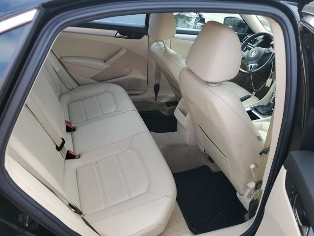 2012 Volkswagen Passat SE