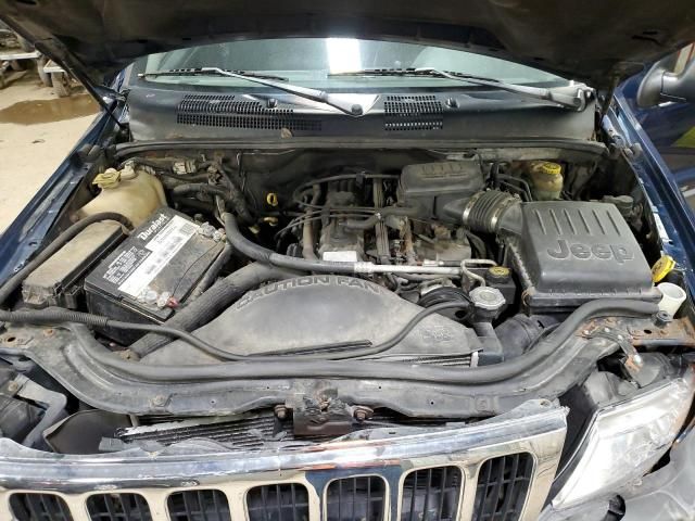 2002 Jeep Grand Cherokee Laredo