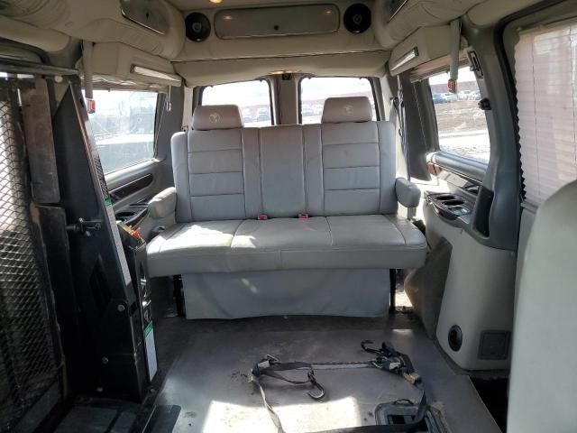 2010 Chevrolet Express G1500 4LT