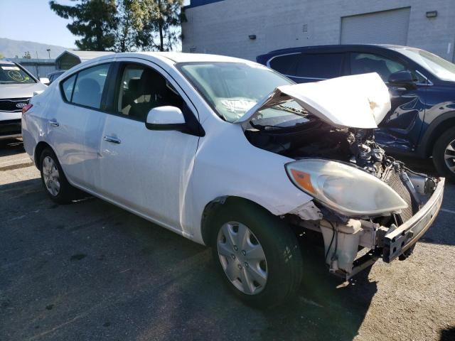 2014 Nissan Versa S