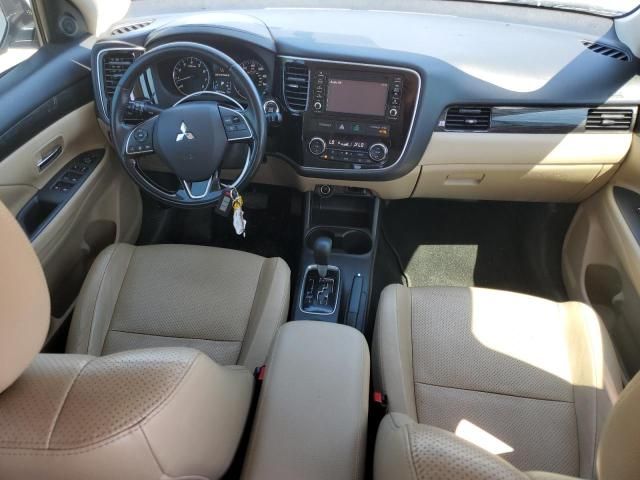 2016 Mitsubishi Outlander SE