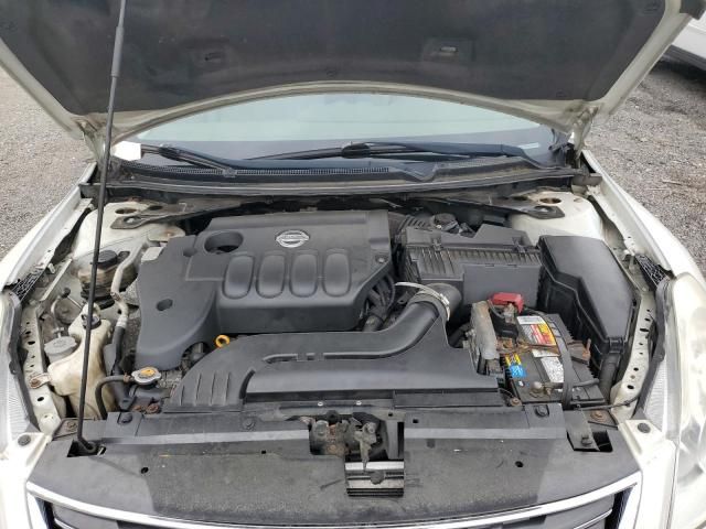 2010 Nissan Altima Base