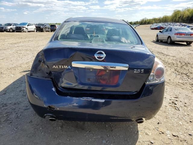 2010 Nissan Altima Base