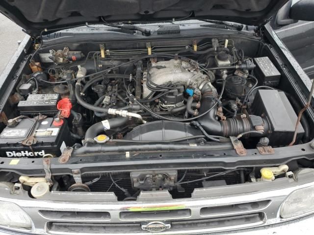 1997 Nissan Pathfinder LE