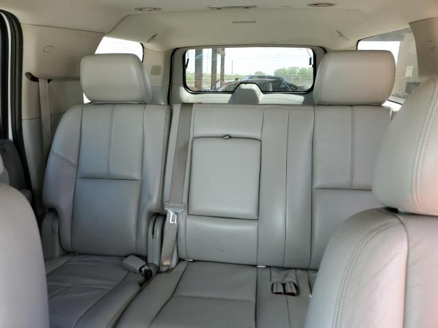 2011 Chevrolet Suburban C1500 LT