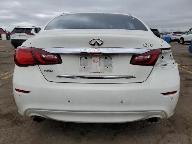 2015 Infiniti Q70 3.7