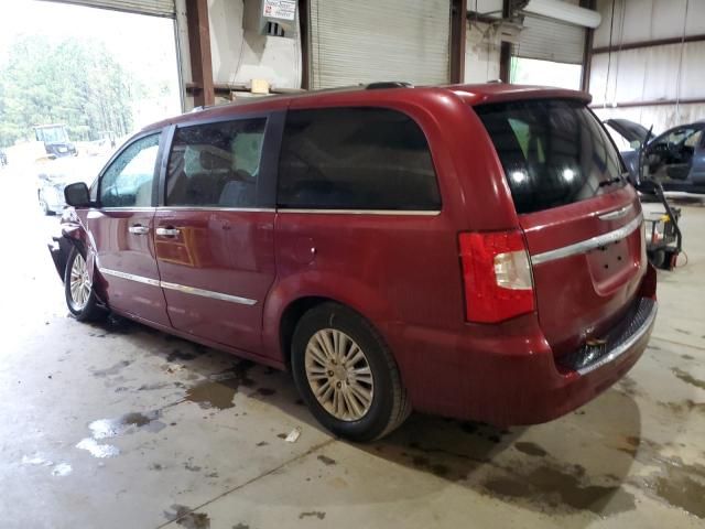 2013 Chrysler Town & Country Limited