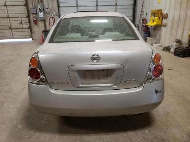 2004 Nissan Altima Base