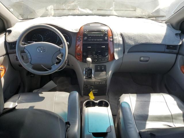 2006 Toyota Sienna XLE