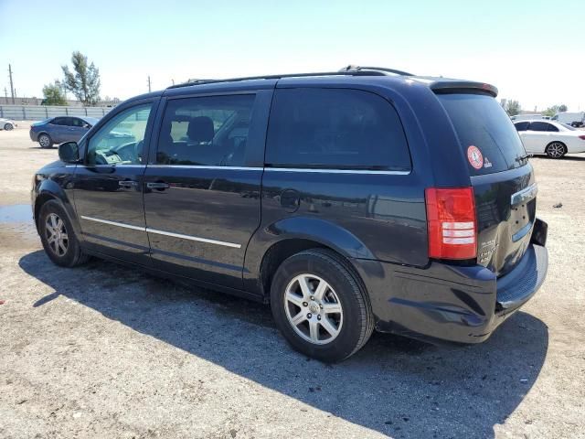 2010 Chrysler Town & Country Touring Plus