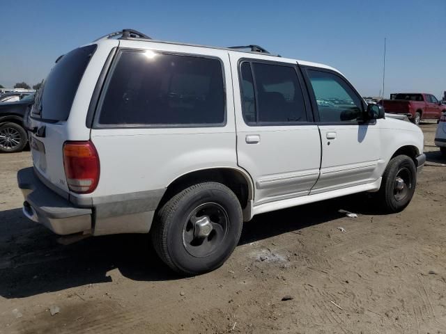 2000 Ford Explorer XLT