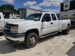 Camiones reportados por vandalismo a la venta en subasta: 2006 Chevrolet Silverado K3500