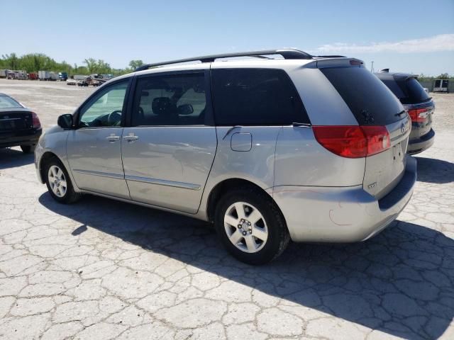 2007 Toyota Sienna CE