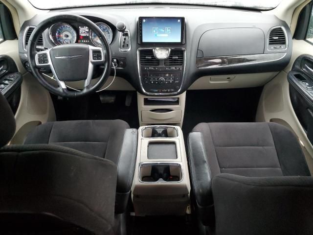 2011 Chrysler Town & Country Touring