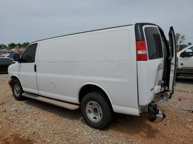 2017 GMC Savana G2500