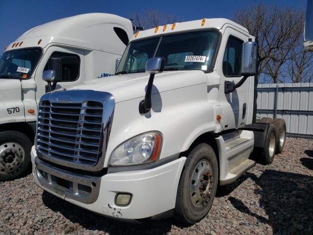 2011 Freightliner Cascadia 125