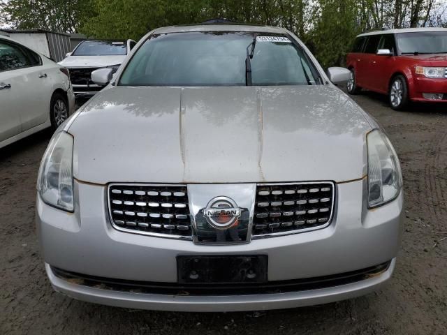 2005 Nissan Maxima SE