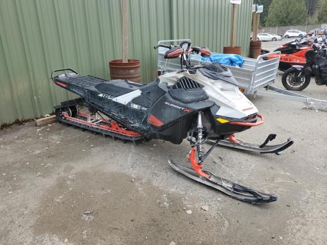 2021 Skidoo Snowmobile