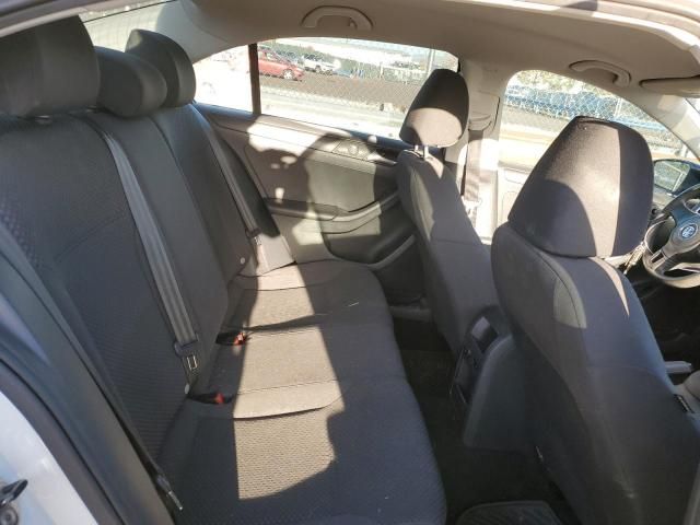 2014 Volkswagen Jetta Base