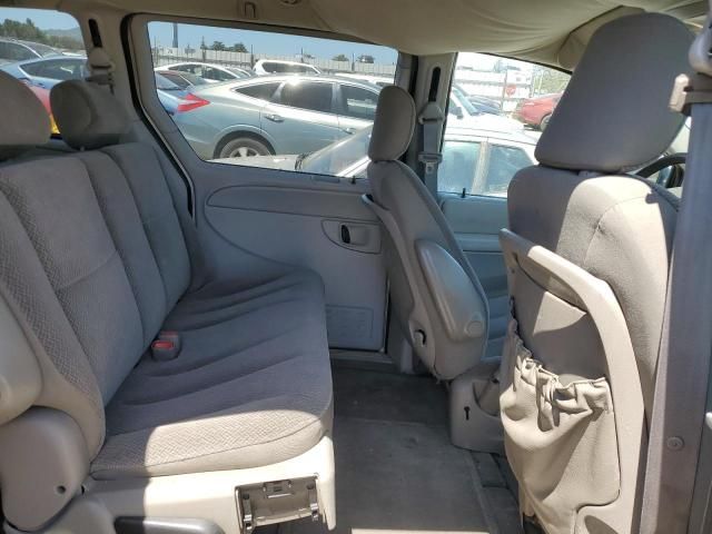 2005 Dodge Grand Caravan SE