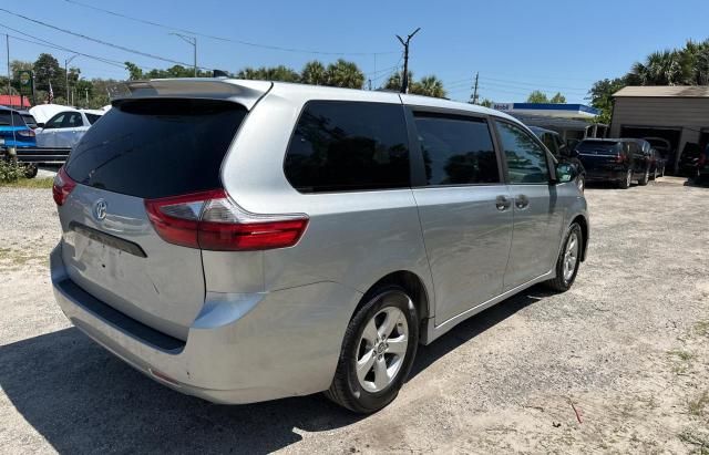 2020 Toyota Sienna L