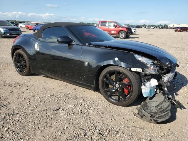 2014 Nissan 370Z Base