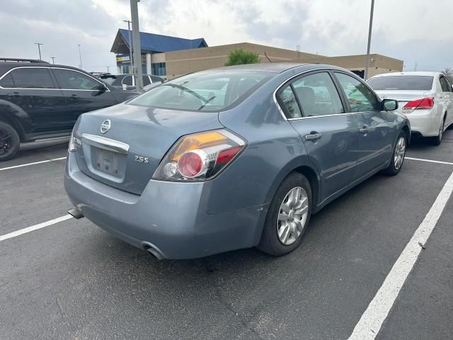 2010 Nissan Altima Base