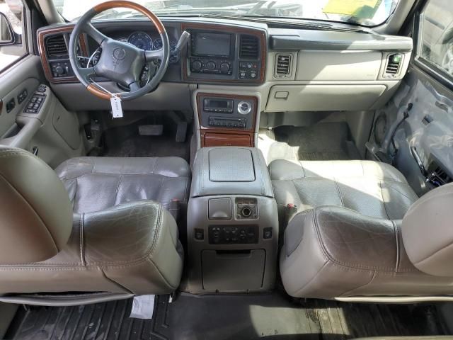 2002 Cadillac Escalade Luxury