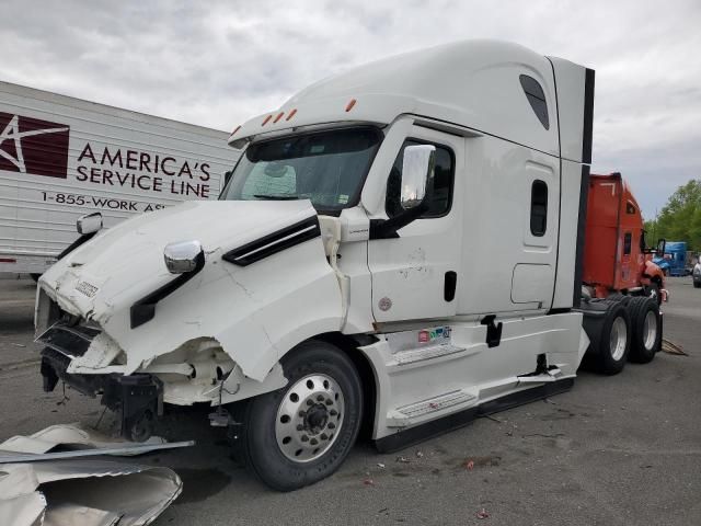 2021 Freightliner Cascadia 126