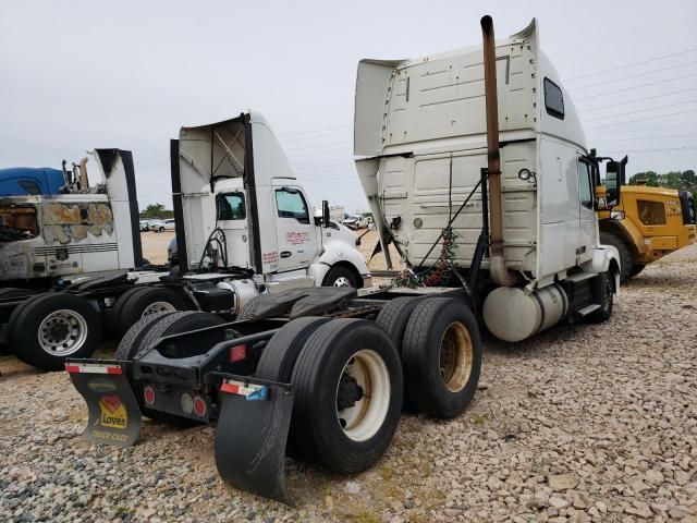 2013 Volvo VN VNL