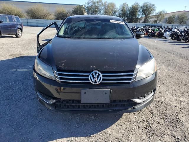 2013 Volkswagen Passat SE