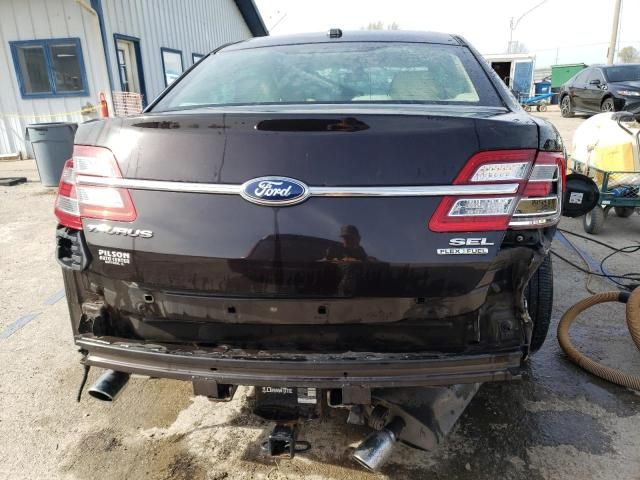 2013 Ford Taurus SEL