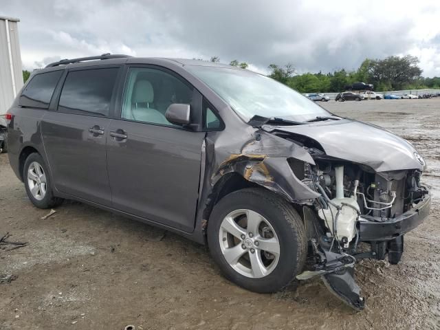 2012 Toyota Sienna LE