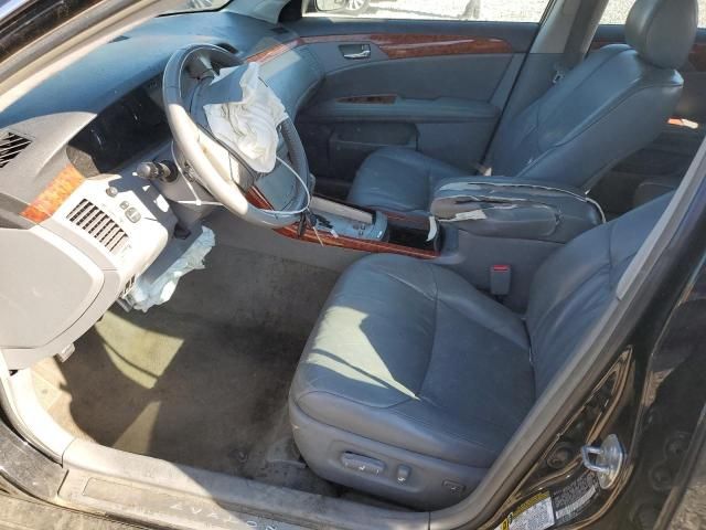 2005 Toyota Avalon XL