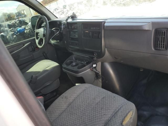 2005 Chevrolet Express G2500