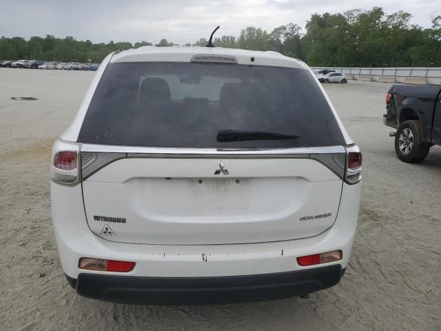 2014 Mitsubishi Outlander SE